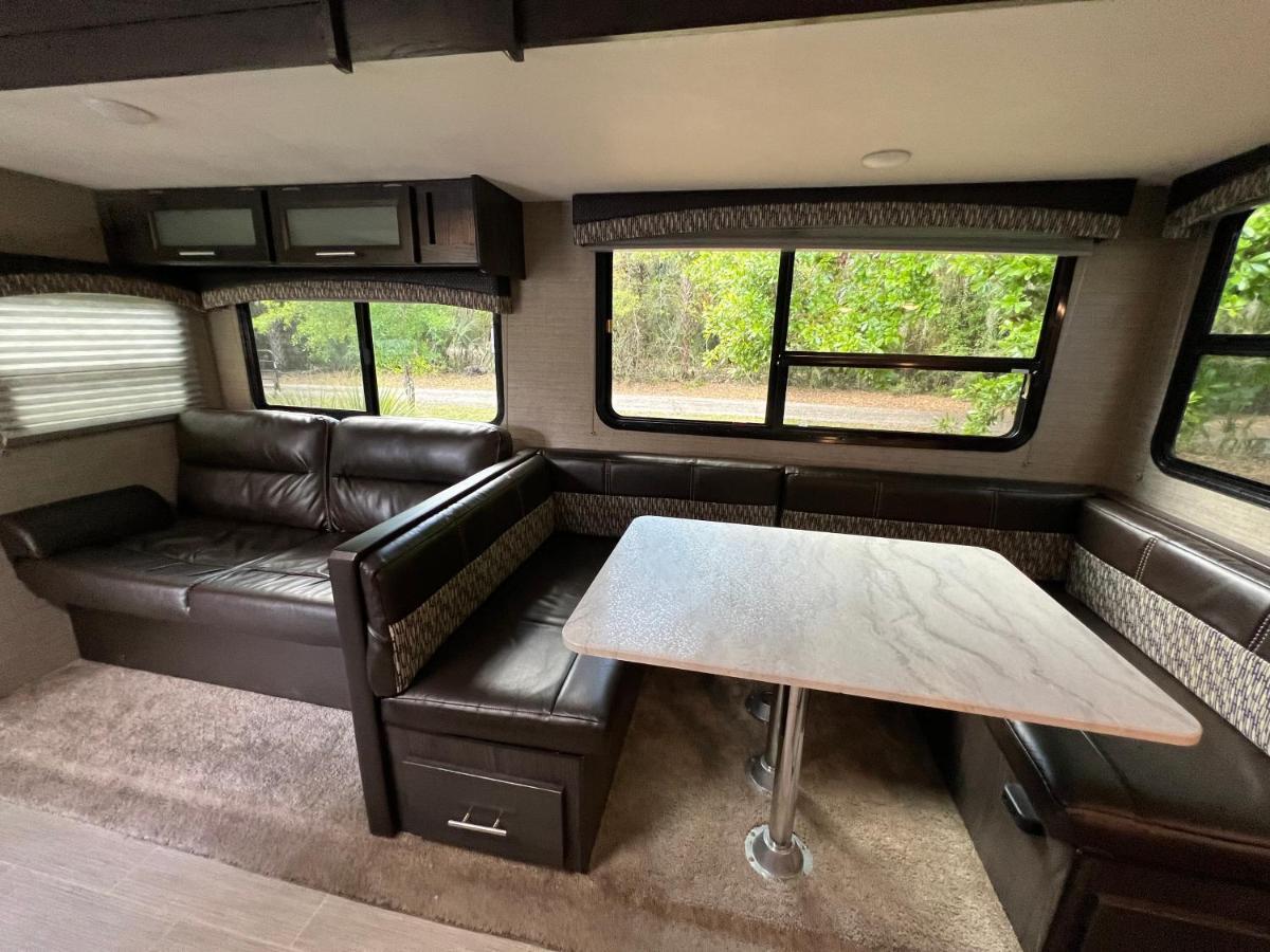Lake Front Rv Experience Close To Port Canaveral And Kennedy Space Center Hotel Titusville Luaran gambar